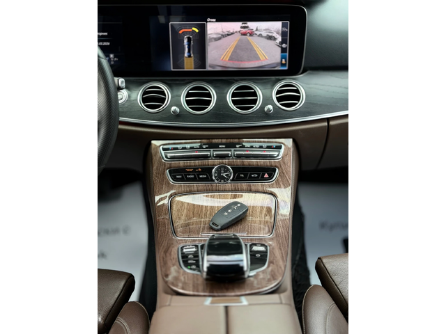 Mercedes-Benz E 220 AMG* DIGITAL* 9G* BURMESTER* СОБСТВЕН ЛИЗИНГ - автомобили, коли, обяви за нови и употребявани 10