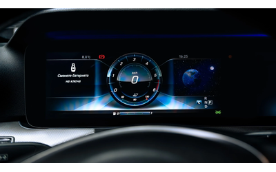 Mercedes-Benz E 220 * 4Matic* 360* lane assist* лизинг* AMG Line - автомобили, коли, обяви за нови и употребявани 12