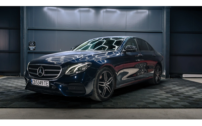 mercedes-benz-e-220 - 1