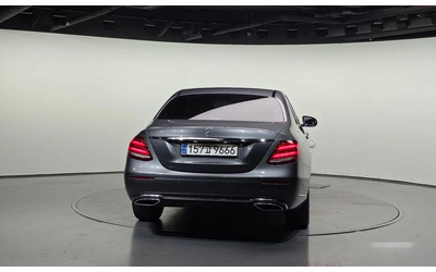 mercedes-benz-e-220 - 3