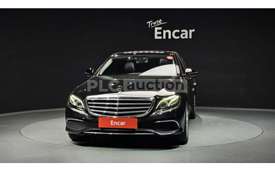 mercedes-benz-e-220 - 1
