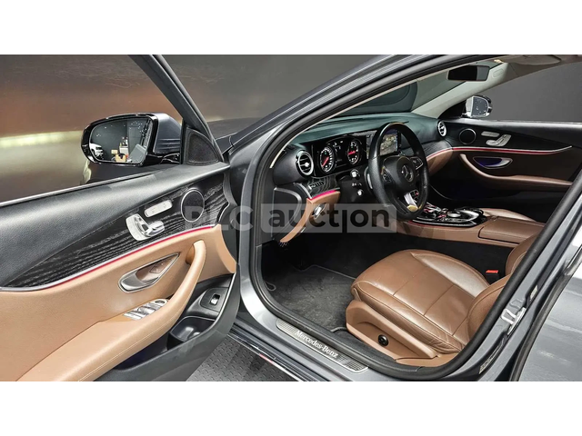 Mercedes-Benz E 220 ПОДГРЕВИ * ПАНО * HEAD-UP * KEYLESS - автомобили, коли, обяви за нови и употребявани 10