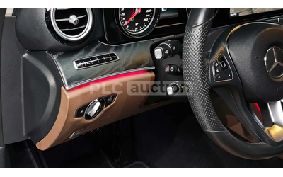 Mercedes-Benz E 220 ПОДГРЕВИ * ПАНО * HEAD-UP * KEYLESS - автомобили, коли, обяви за нови и употребявани 14