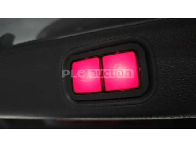 Mercedes-Benz E 220 ПОДГРЕВИ * ПАНО * HEAD-UP * KEYLESS - автомобили, коли, обяви за нови и употребявани 15