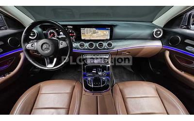 Mercedes-Benz E 220 ПОДГРЕВИ * ПАНО * HEAD-UP * KEYLESS - автомобили, коли, обяви за нови и употребявани 6