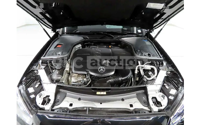mercedes-benz-e-220 - 4