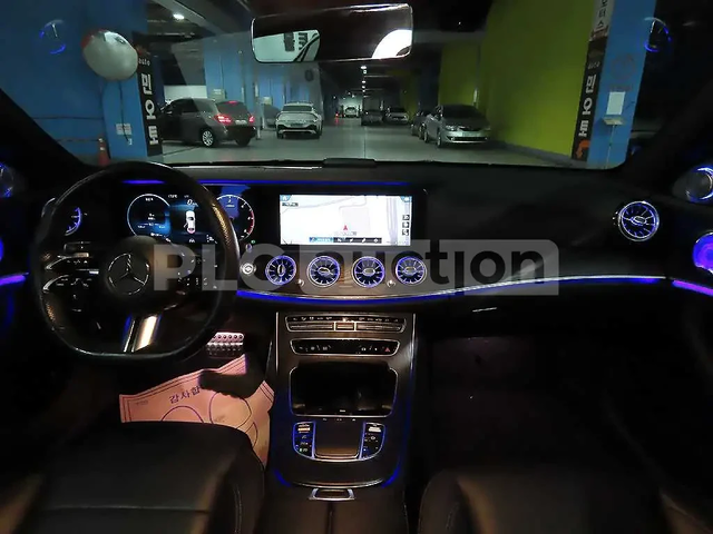 Mercedes-Benz E 220 ПОДГРЕВИ * ПАНО * KEYLESS * BURMESTER - автомобили, коли, обяви за нови и употребявани 5