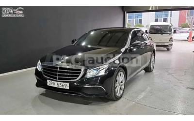 mercedes-benz-e-220 - 0