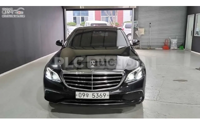 mercedes-benz-e-220 - 2