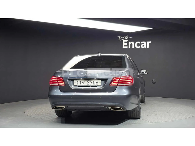 Mercedes-Benz E 220 * АВТОКРЕДИТ БЕЗ ПЪРВОНАЧАЛНА * - автомобили, коли, обяви за нови и употребявани 3