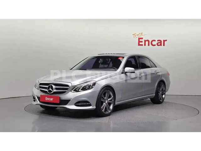 Mercedes-Benz E 220 * АВТОКРЕДИТ БЕЗ ПЪРВОНАЧАЛНА * НА ЗАДНО * - автомобили, коли, обяви за нови и употребявани 0