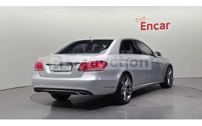 mercedes-benz-e-220 - 1