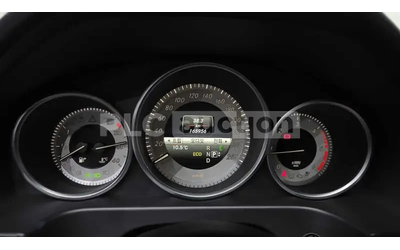 Mercedes-Benz E 220 * АВТОКРЕДИТ БЕЗ ПЪРВОНАЧАЛНА * НА ЗАДНО * - автомобили, коли, обяви за нови и употребявани 6