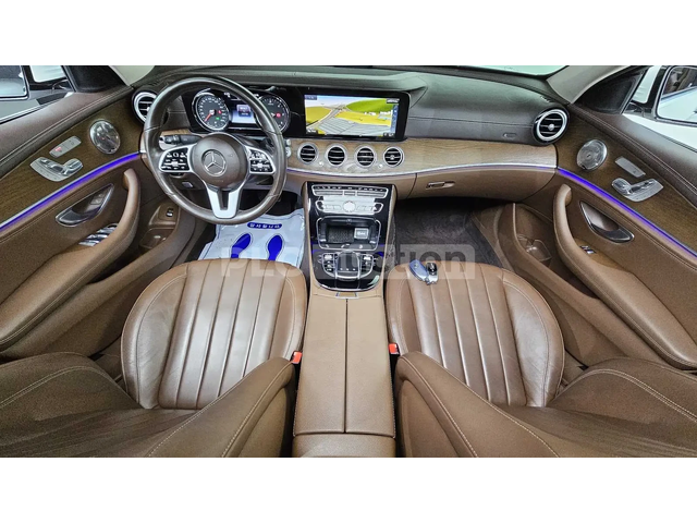 Mercedes-Benz E 220 ПОДГРЕВИ * ШИБИДАХ * 2 КЛЮЧА * KEYLESS * BURMESTER - автомобили, коли, обяви за нови и употребявани 6