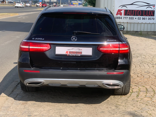 Mercedes-Benz E 220 - автомобили, коли, обяви за нови и употребявани 2
