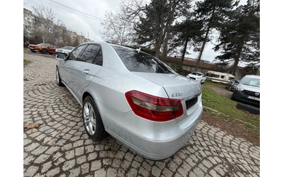 mercedes-benz-e-220 - 5