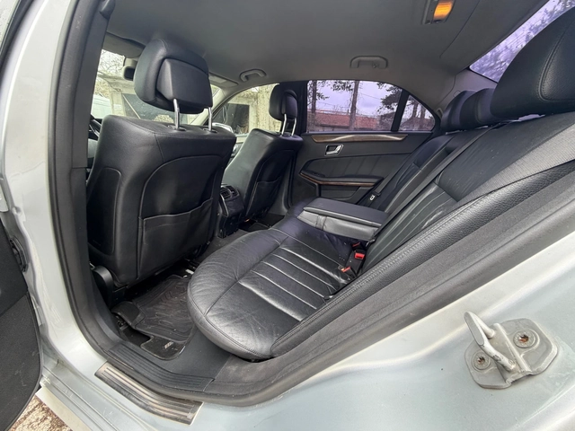 Mercedes-Benz E 220 КОЖА* АВТОМАТИК* 2.2CDi* 170кс - автомобили, коли, обяви за нови и употребявани 8