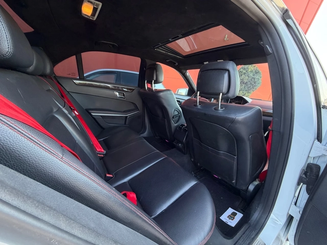 Mercedes-Benz E 220 Автоматик* Алкантара* УНИКаТ - автомобили, коли, обяви за нови и употребявани 5