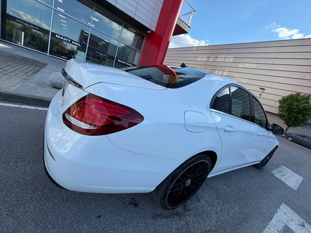 Mercedes-Benz E 220 AMG* 9G* LED* Бяла* Перла - автомобили, коли, обяви за нови и употребявани 6