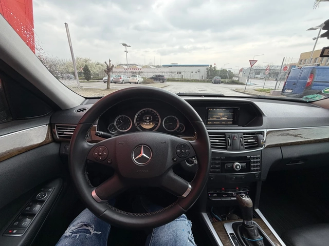Mercedes-Benz E 220 AMG* 7G* LED - автомобили, коли, обяви за нови и употребявани 11