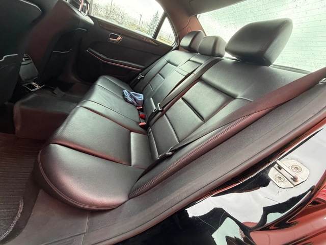 Mercedes-Benz E 220 AMG* 7G* LED - автомобили, коли, обяви за нови и употребявани 9