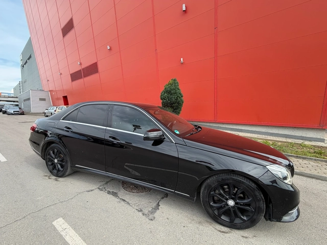 Mercedes-Benz E 220 AMG* LED* 9G* Euro6* FACELIFT - автомобили, коли, обяви за нови и употребявани 3