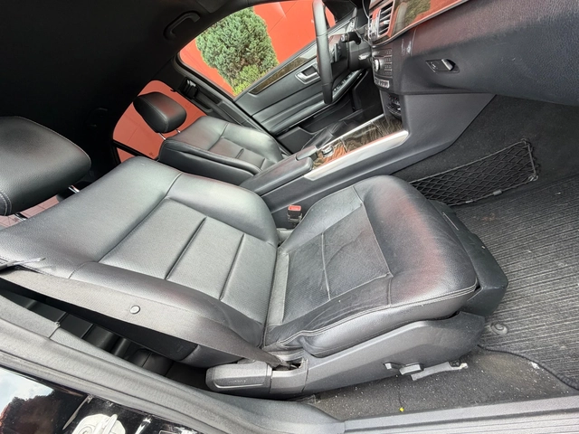 Mercedes-Benz E 220 AMG* LED* 9G* Euro6* FACELIFT - автомобили, коли, обяви за нови и употребявани 9
