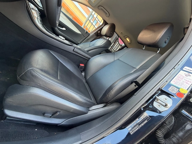 Mercedes-Benz E 220 AMG* LED* 9G* NaVi* КОжА* Камера - автомобили, коли, обяви за нови и употребявани 9