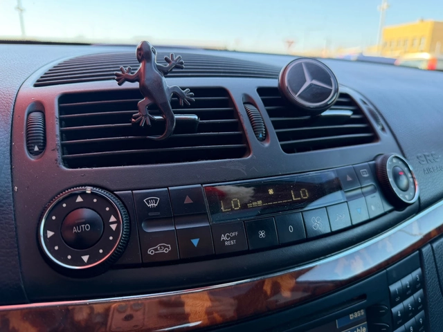 Mercedes-Benz E 220 Автоматик* Обслужен* Регистриран - автомобили, коли, обяви за нови и употребявани 13
