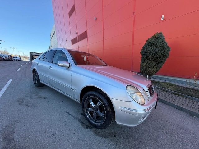Mercedes-Benz E 220 Автоматик* Обслужен* Регистриран - автомобили, коли, обяви за нови и употребявани 1