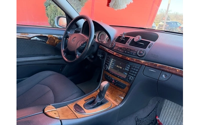 Mercedes-Benz E 220 Автоматик* Обслужен* Регистриран - автомобили, коли, обяви за нови и употребявани 9