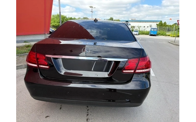 mercedes-benz-e-220 - 5
