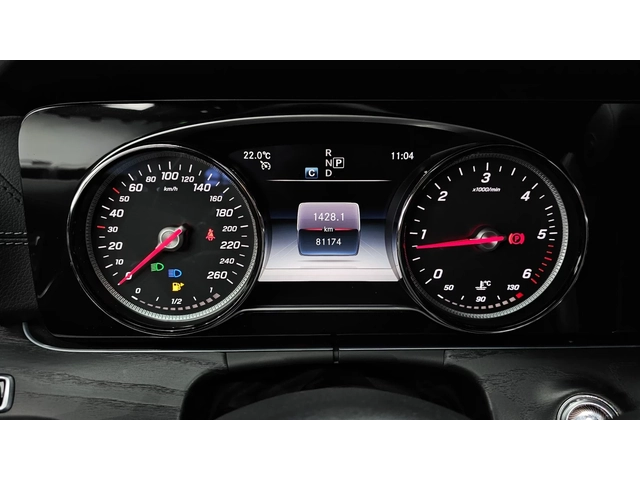 Mercedes-Benz E 220 2019* AMG PK* KEYLESS* HEAD-UP* AMBIENT* КРАЙНА ЦЕ - автомобили, коли, обяви за нови и употребявани 7