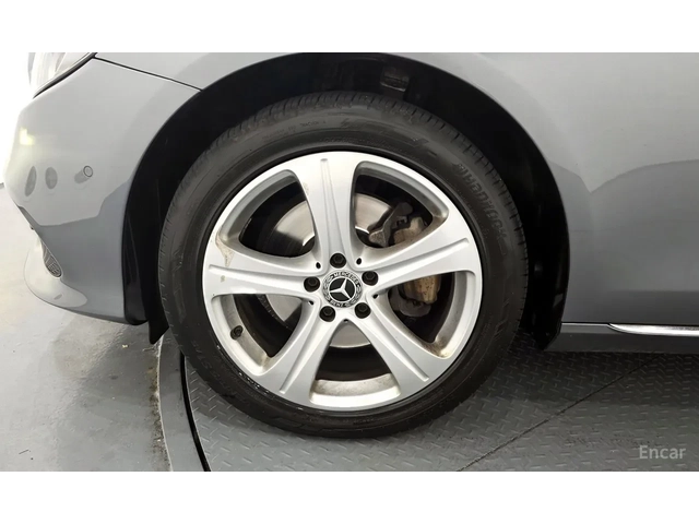 Mercedes-Benz E 220 W213 4 MATIC - автомобили, коли, обяви за нови и употребявани 16