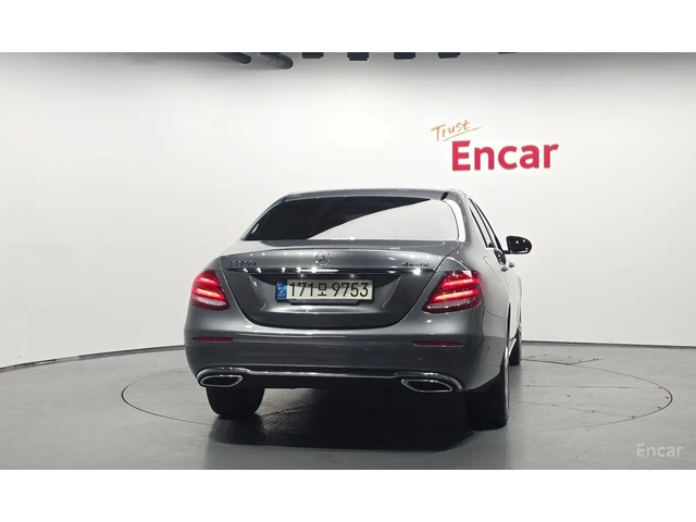 Mercedes-Benz E 220 W213 4 MATIC - автомобили, коли, обяви за нови и употребявани 1