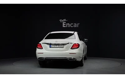 mercedes-benz-e-220 - 2
