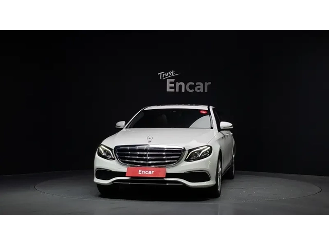 Mercedes-Benz E 220 4MATIC+ Burmeister+ Обдухване! - автомобили, коли, обяви за нови и употребявани 1