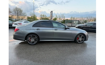 mercedes-benz-e-220 - 5
