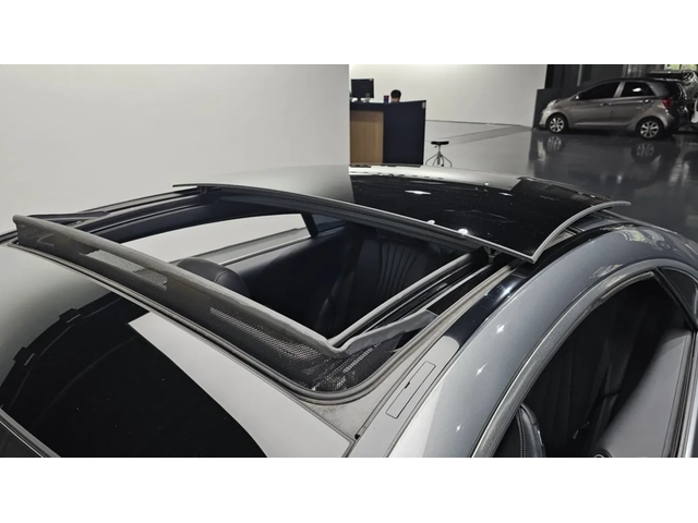 Mercedes-Benz E 220 d / AMG ПАКЕТ / BURMESTER / DIGITAL/ ШИБИДАХ/ HUD - автомобили, коли, обяви за нови и употребявани 15