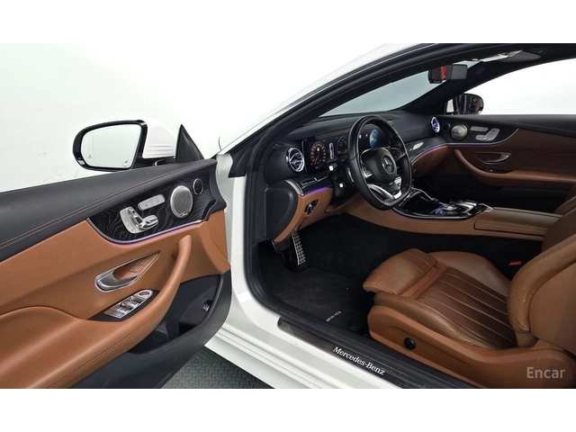 Mercedes-Benz E 220 d Coupe AMG Line* BURMESTER* ХЕДЪП* PANORAMA* - автомобили, коли, обяви за нови и употребявани 5