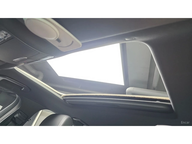 Mercedes-Benz E 220 d* 4MATIC* AMG-LINE* DISTRONIC* КАМЕРА* HUD* - автомобили, коли, обяви за нови и употребявани 13