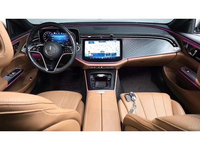 Mercedes-Benz E 220 4MATIC* EXCLUSIVE* ПОДГРЕВ* ОБДУХВАНЕ* ПАНО* 360* - автомобили, коли, обяви за нови и употребявани 4