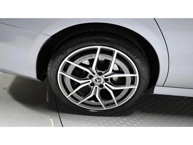 Mercedes-Benz E 220 AMG LINE* 4MATIC* КОЖА* ПОДГР* ОБДУХ* 360* HUD* LI - автомобили, коли, обяви за нови и употребявани 4