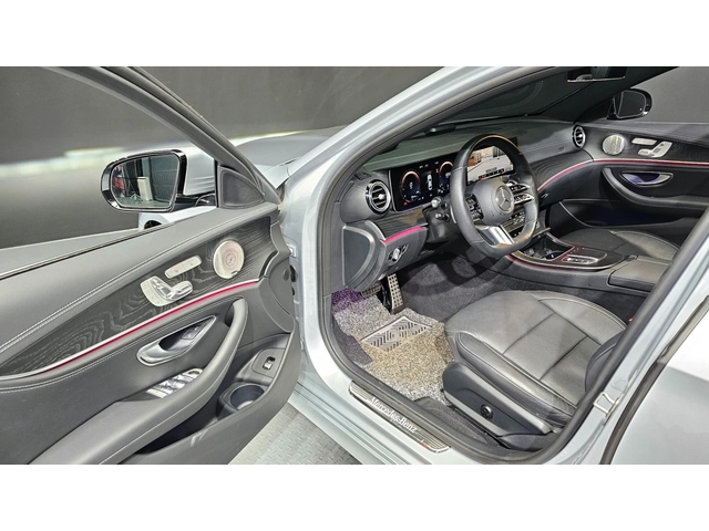 Mercedes-Benz E 220 AMG LINE* 4MATIC* КОЖА* ПОДГР* ОБДУХ* 360* HUD* LI - автомобили, коли, обяви за нови и употребявани 9