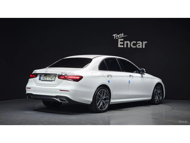 Mercedes-Benz E 220 ПОДГРЕВ* ПАМЕТ* DISTRONIC* HEADUP* 360 CAM - автомобили, коли, обяви за нови и употребявани 1