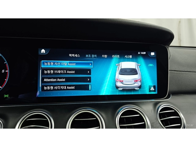 Mercedes-Benz E 220 4MATIC/AMG-LINE/SUNROOF/DRIVE-ASSISTS/360VIEW - автомобили, коли, обяви за нови и употребявани 13