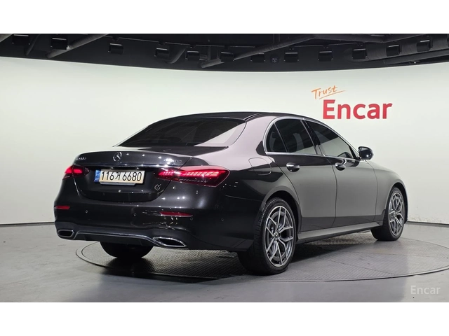 Mercedes-Benz E 220 4MATIC* AMG* BURMESTER* DISTRONIC* 360* КРАЙНА ЦЕН - автомобили, коли, обяви за нови и употребявани 3