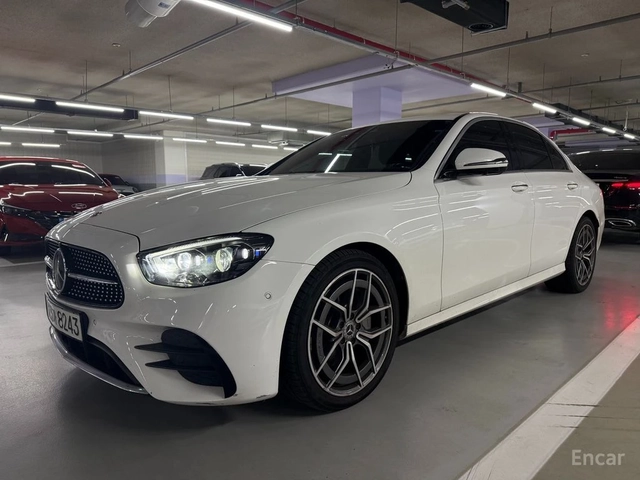 Mercedes-Benz E 220 4MATIC* AMG LINE* DISTRONIC* 360* КРАЙНА ЦЕНА - автомобили, коли, обяви за нови и употребявани 0