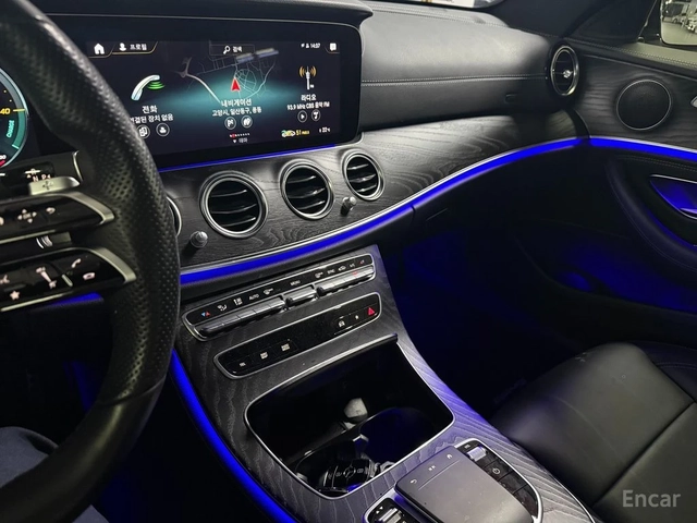 Mercedes-Benz E 220 4MATIC* AMG LINE* DISTRONIC* 360* КРАЙНА ЦЕНА - автомобили, коли, обяви за нови и употребявани 11
