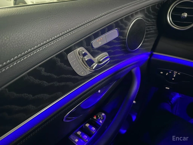 Mercedes-Benz E 220 4MATIC* AMG LINE* DISTRONIC* 360* КРАЙНА ЦЕНА - автомобили, коли, обяви за нови и употребявани 8